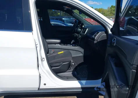 2020 Jeep Grand Cherokee Laredo E 4X4 z USA, uszkodzony, nr VIN 1C4RJFAG1LC108780